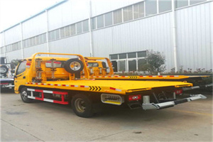 金川区附近拖车救援搭电