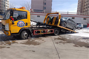 金川区救援拖车费用怎么算